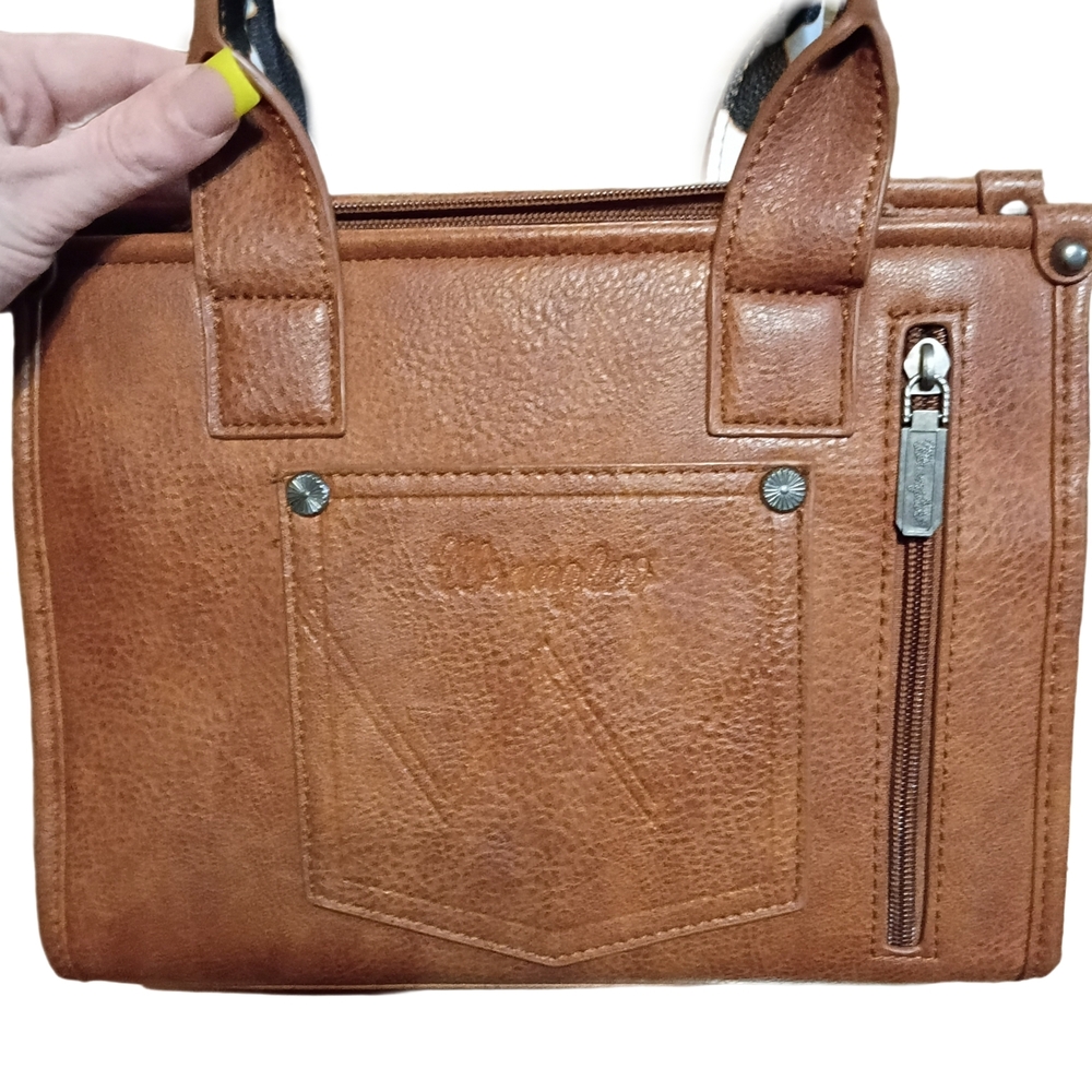 Wrangler Brown and White Cow Print Shoulder Bag Set - Picture 3 of 11
